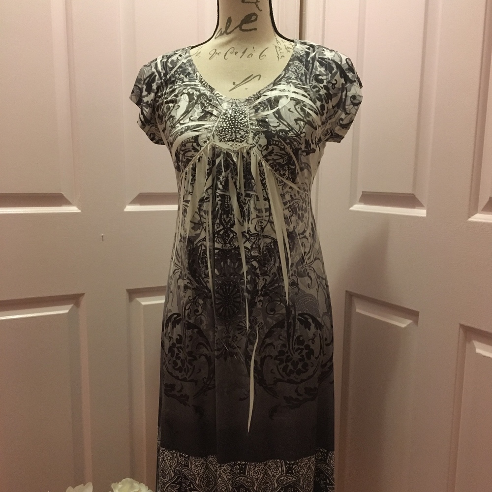 Apt. 9 Short sleeved dress - Picture 1 of 7